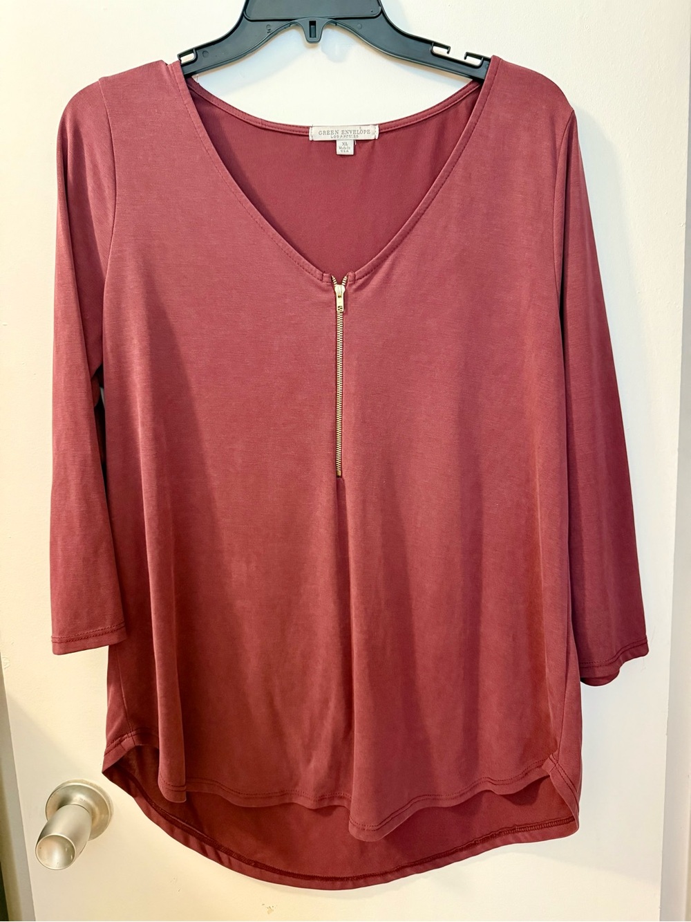 Green Envelope LA Burgundy Modal V Neck Zip Front Tunic Top XL